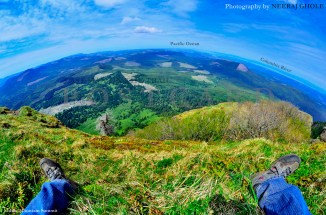 saddle mountain summit columbia river meets pacific ocean oregon postcard