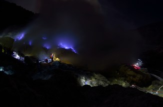 Kawa Ijen Volcano Indonesia Sulphur Blue Flame Crater Lake