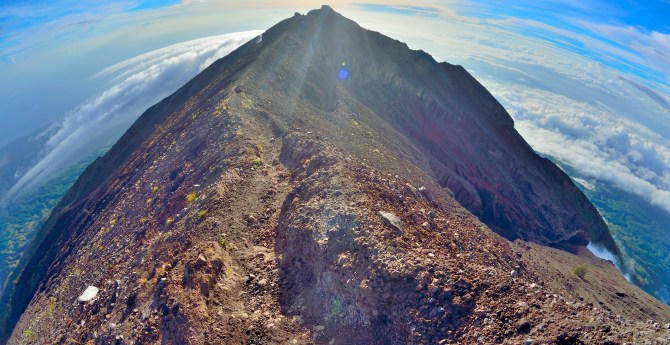 gunung agung hike mt bali indonesia crater first summit volcano cloud cap cloudfall