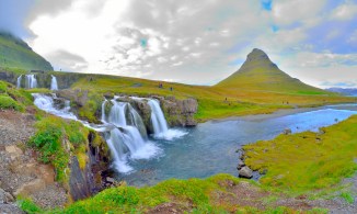 kirkjufell  hike trail Snæfellsnes snaefellsnes waterfall kirkjufellsfoss grundarfjorour olafsvik 