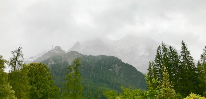 zugspitze hike trail germany austria ehrwald garmisch partenkirchen reintal hollental höllental tallest mountain germany cable car ehrwalder almbahn gatterl hut sonn-alpin sonn alpin cable car tirol